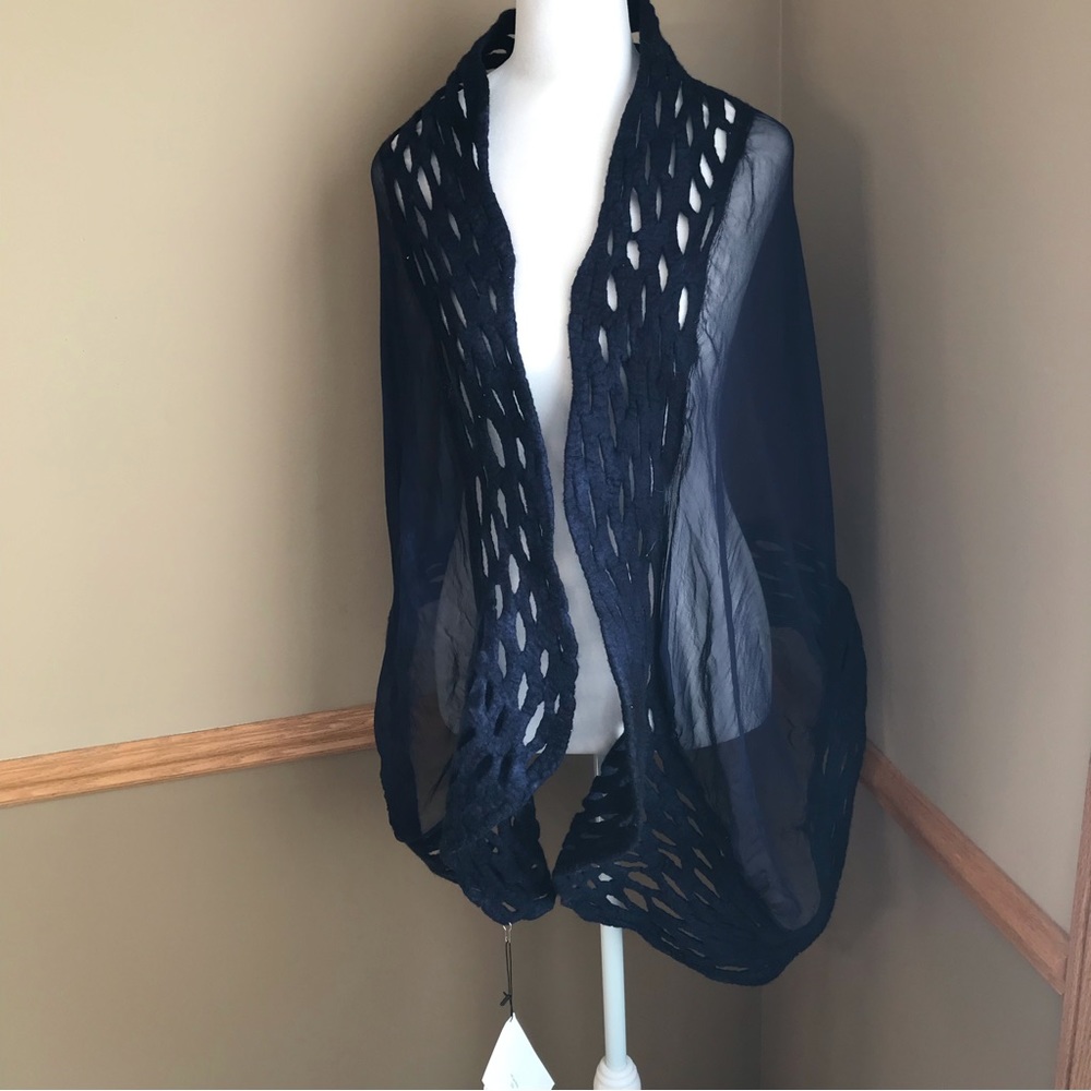 NWT J. Hill Felt Wrap Navy Blue $250